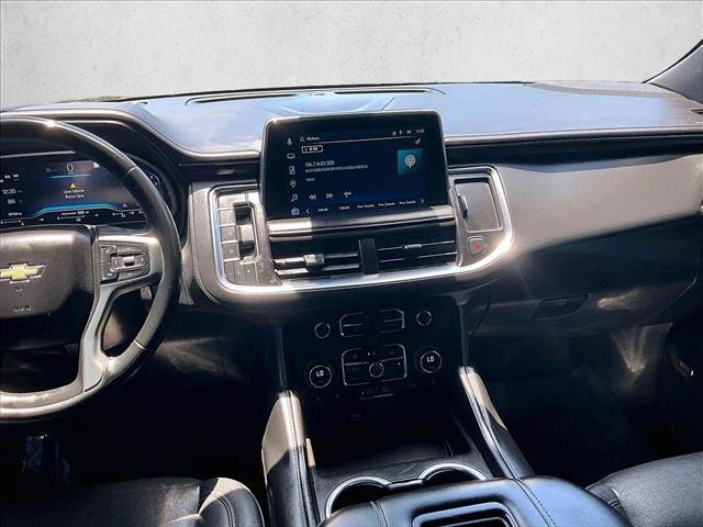 Used 2023 Chevrolet Suburban LT RWD image 8