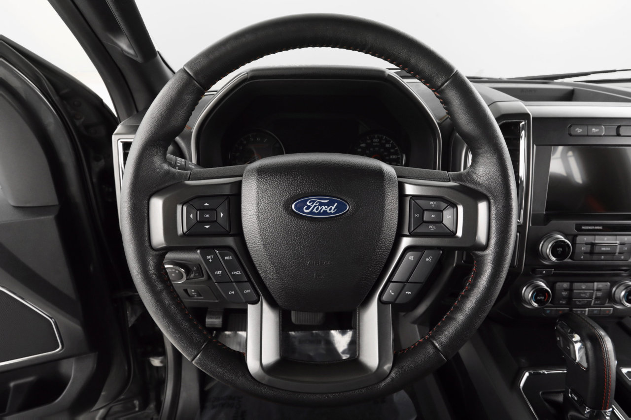 Used 2016 Ford F150 Lariat w/ Equipment Group 502A Luxury image 15