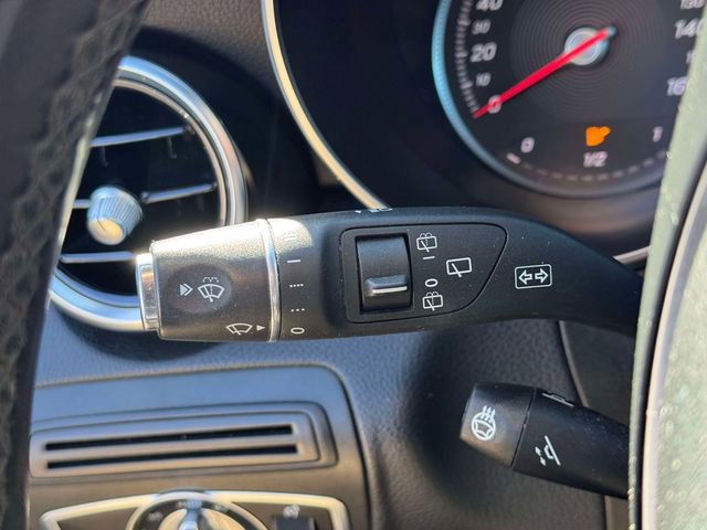 Used 2019 Mercedes-Benz GLC 300 4MATIC image 29