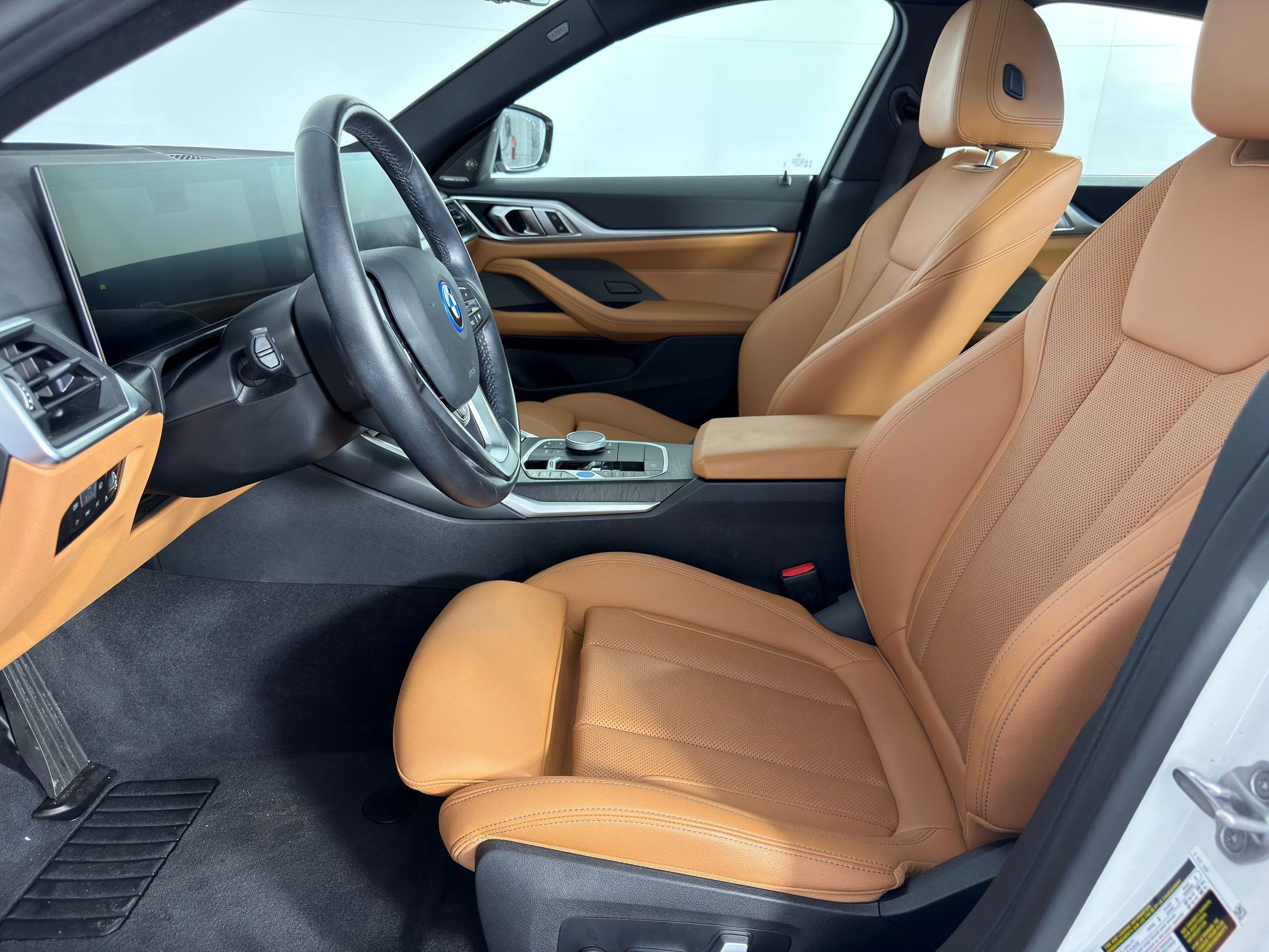 Certified 2023 BMW i4 eDrive35 image 5
