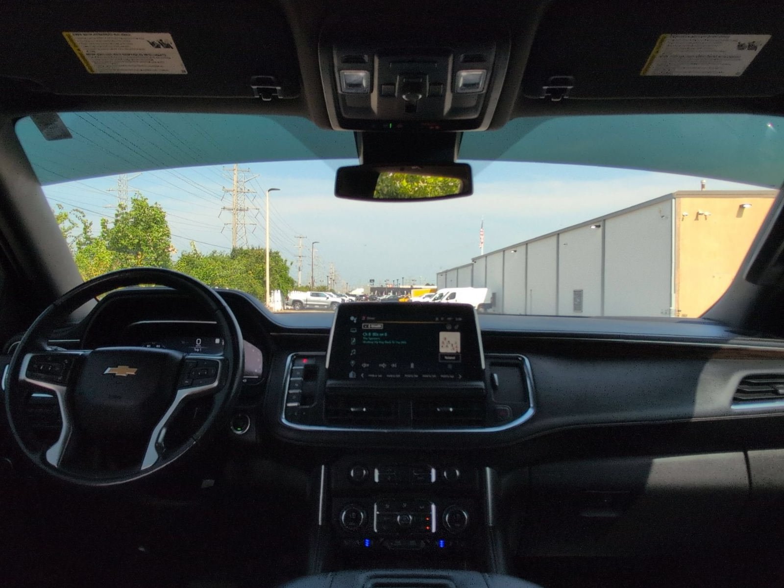 Used 2023 Chevrolet Suburban Premier AWD/4WD image 27