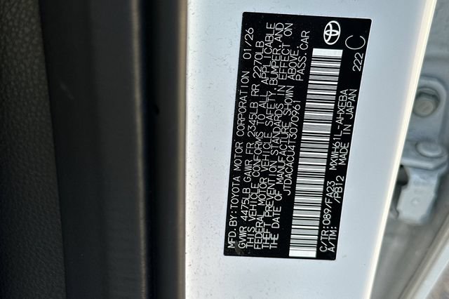 Used 2026 Toyota Prius Plug-In Hybrid FWD image 32