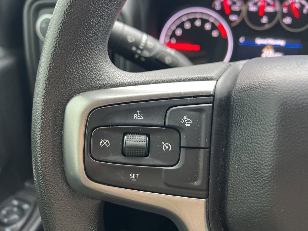 Used 2022 Chevrolet Silverado 2500 Custom w/ Custom Value Package image 16