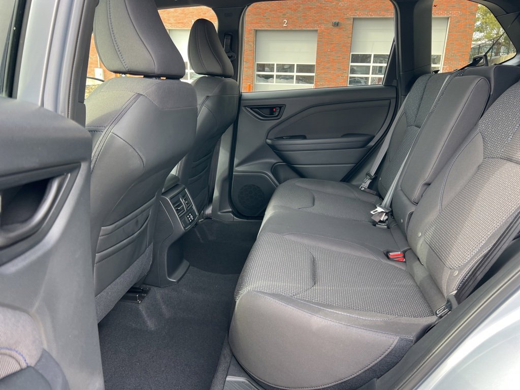 Used 2025 Subaru Forester Premium image 23