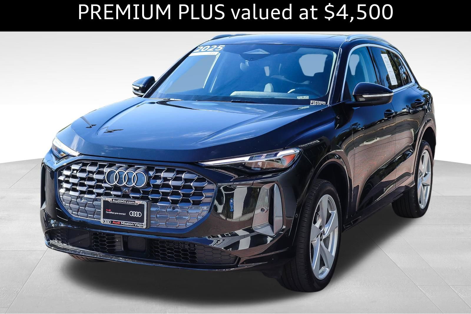 Certified 2025 Audi Q5 Premium w/ Premium Plus AWD/4WD image 3