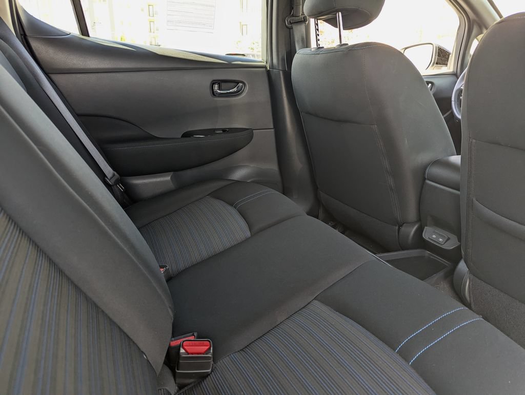 Used 2025 Nissan Leaf SV Plus FWD image 32