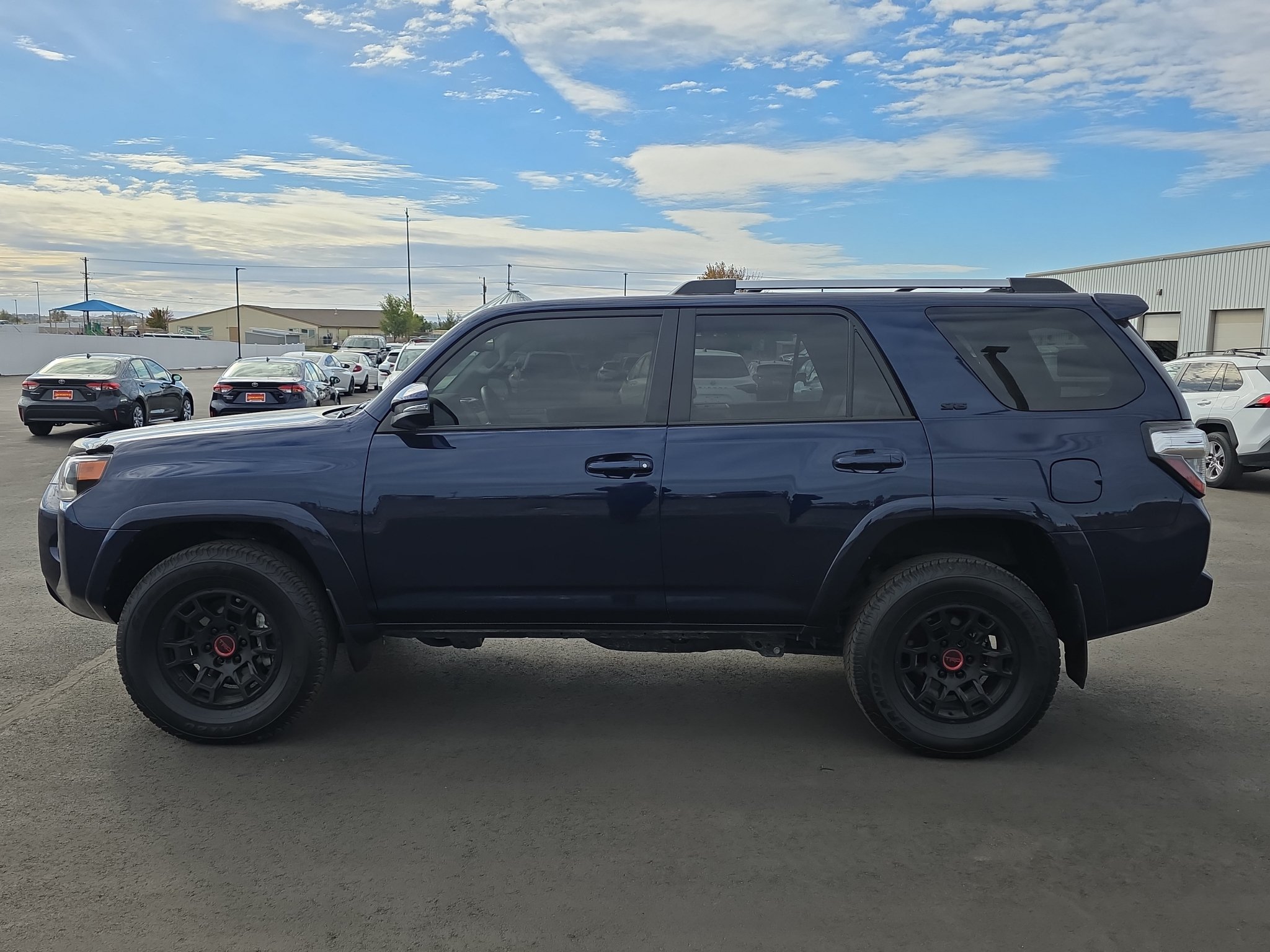 Certified 2024 Toyota 4Runner SR5 Premium w/ TRD Black Wheel Package (TMS) AWD/4WD image 4