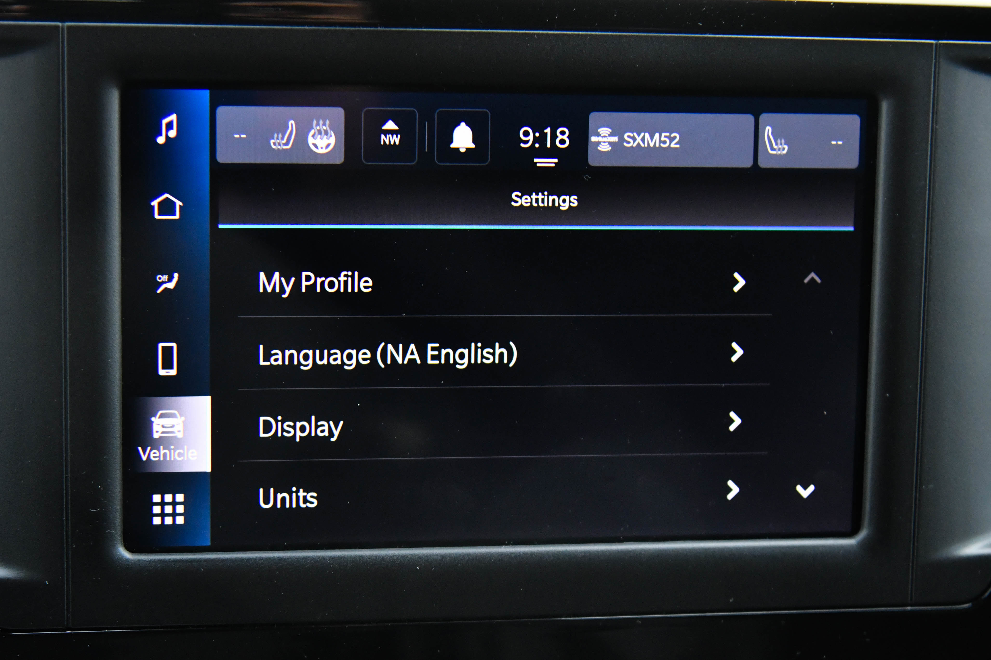 Used 2023 Chrysler Voyager LX FWD image 22