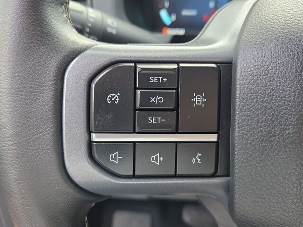 Used 2025 Ford F150 XLT w/ Equipment Group 301A Standard AWD/4WD image 27