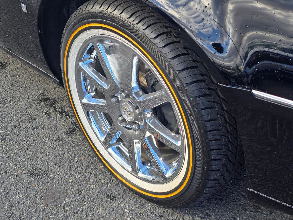 Used 2007 Cadillac DTS Performance image 30
