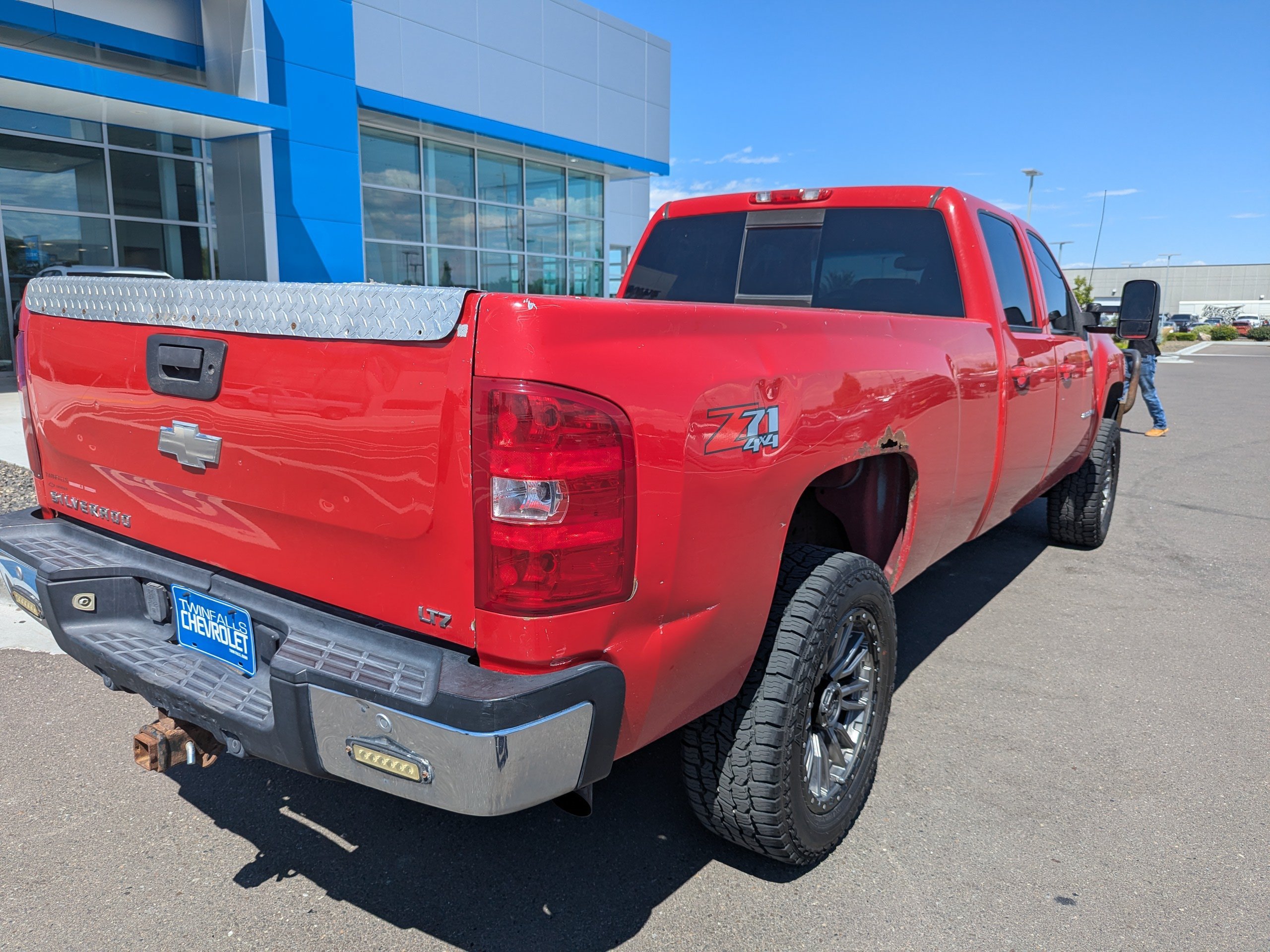 Used 2008 Chevrolet Silverado 2500 LTZ w/ Safety Package AWD/4WD image 29