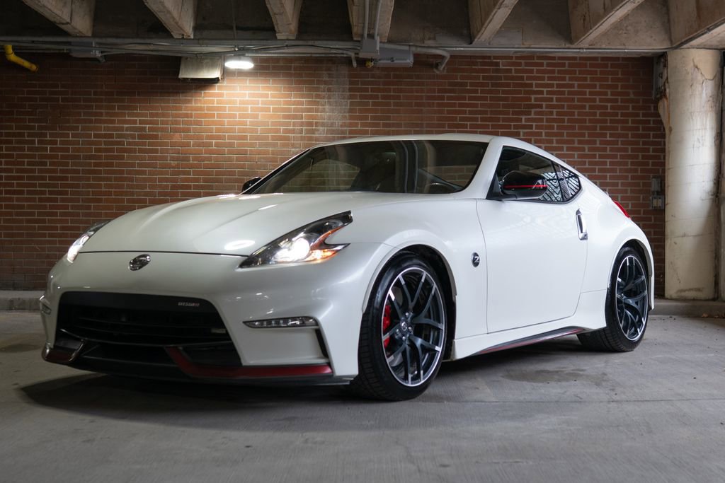Used 2017 Nissan 370Z NISMO