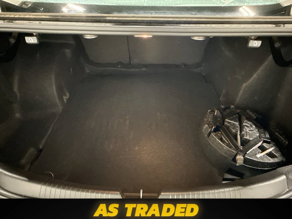Used 2018 Chevrolet Malibu LT w/ Leather Package FWD image 28