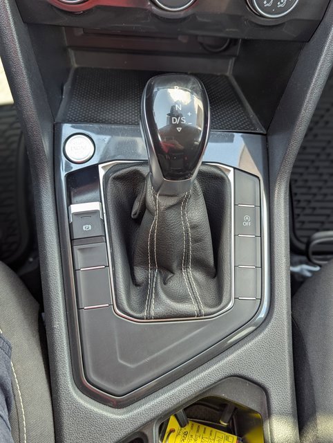 Used 2023 Volkswagen Tiguan S image 15