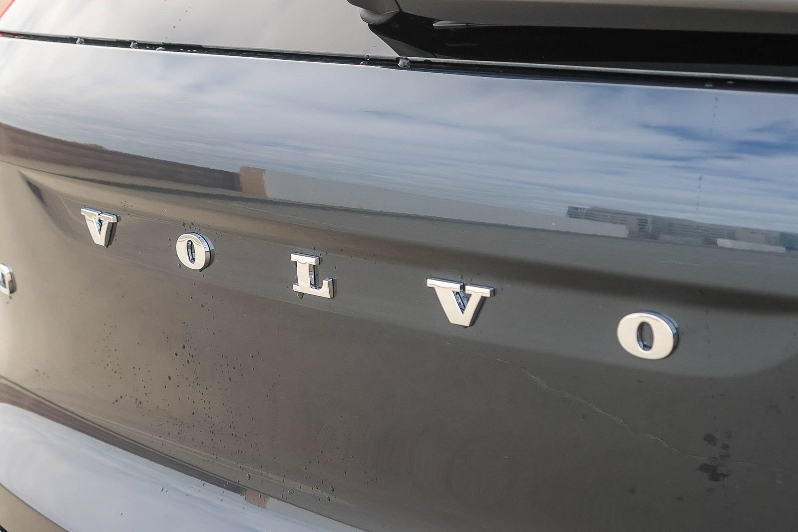 New 2026 Volvo XC40 B5 Ultra w/ Climate Package AWD/4WD image 12