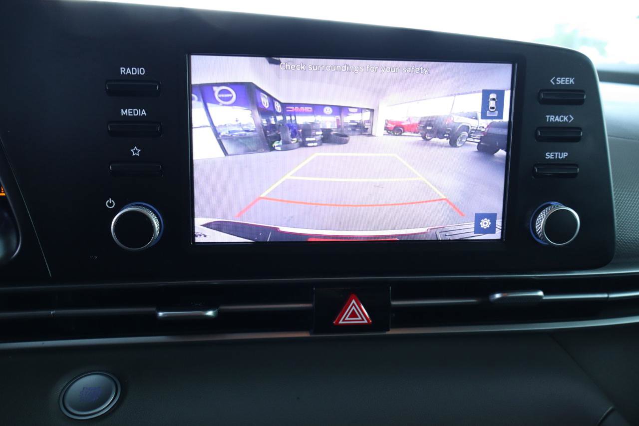 Used 2021 Hyundai Elantra SEL FWD image 25