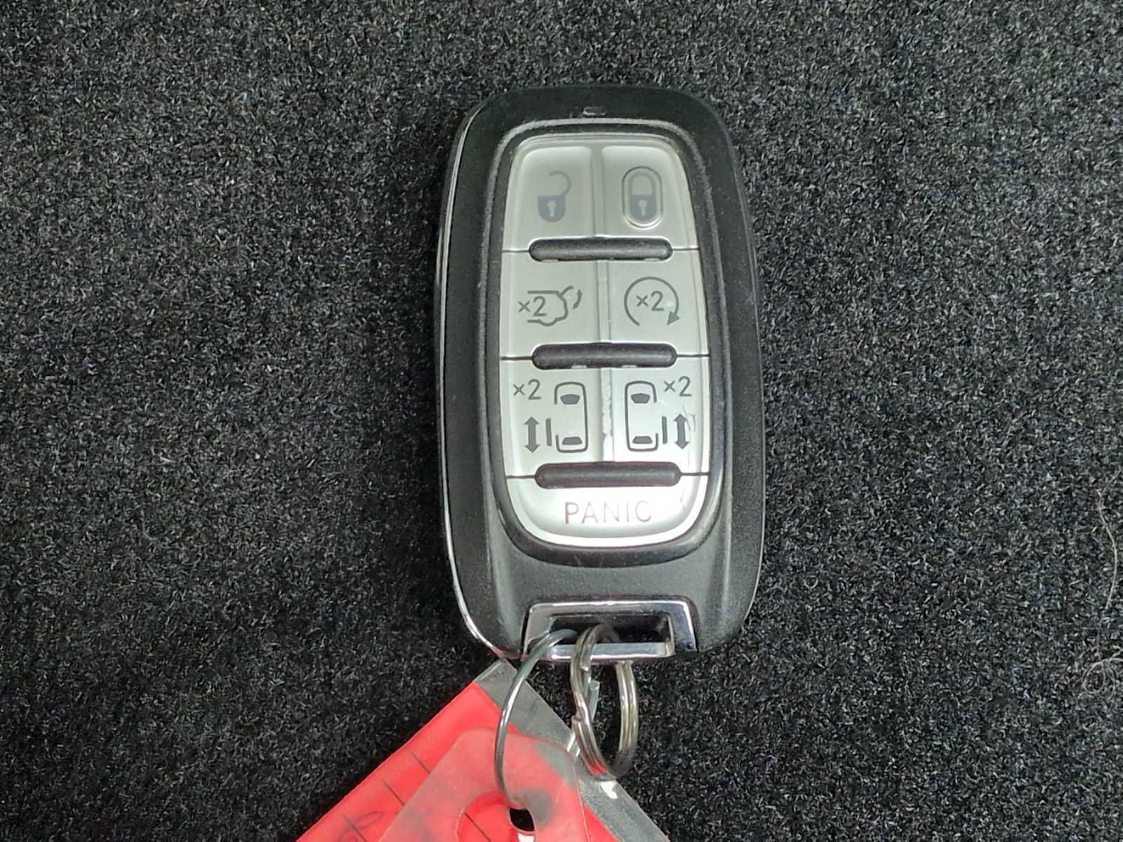 Used 2018 Chrysler Pacifica Touring Plus image 29