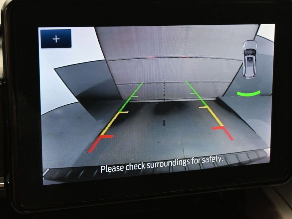 Certified 2022 Ford Explorer XLT w/ Equipment Group 202A image 16