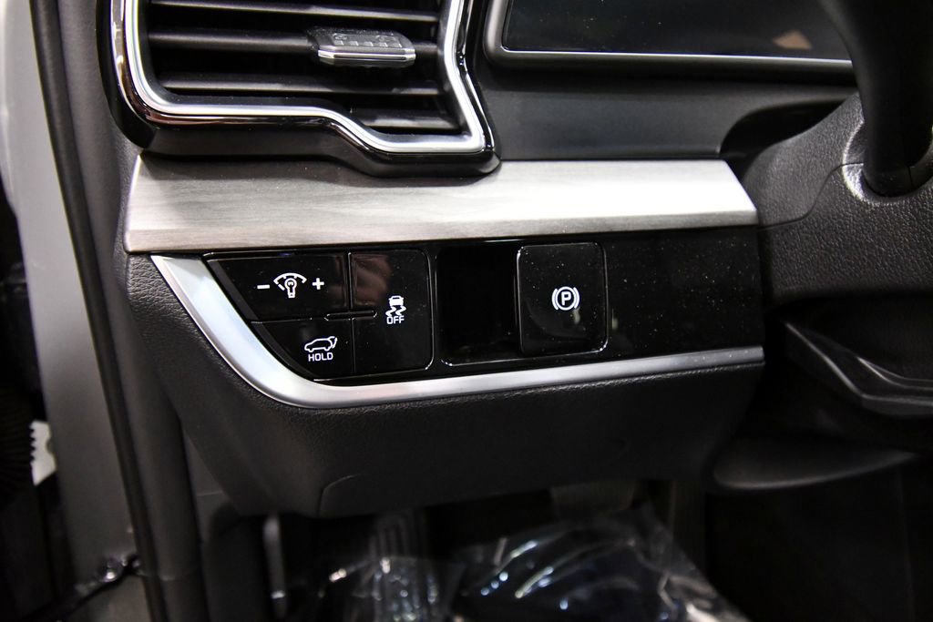 Certified 2024 Kia Sportage X-Line w/ X-Line Premium Package image 20