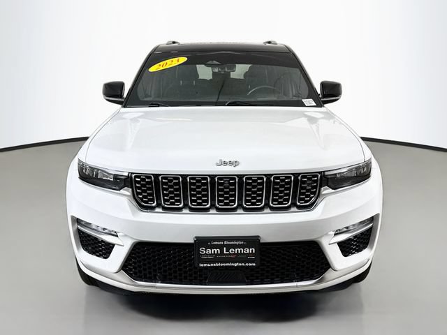 Used 2023 Jeep Grand Cherokee Summit w/ Adv Protech Group IV AWD/4WD image 2