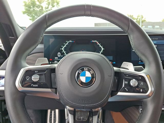 Certified 2024 BMW 760i xDrive w/ Executive Package image 23