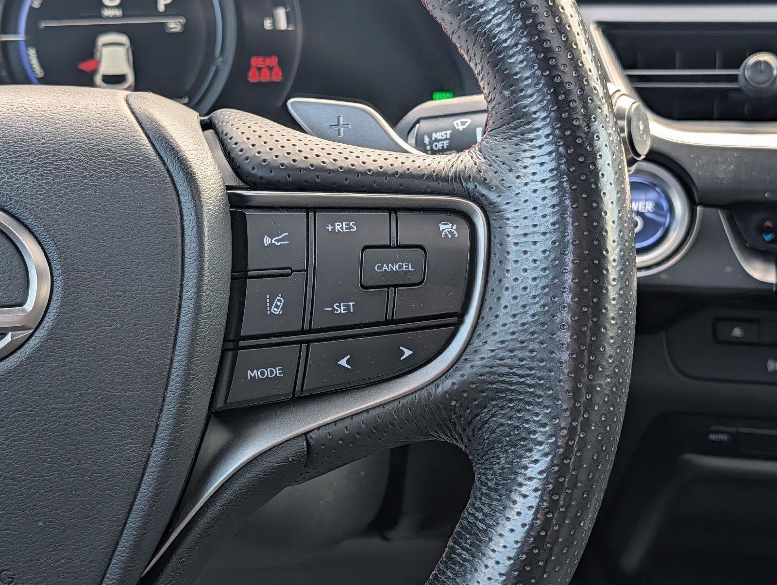Used 2019 Lexus UX 250h F Sport w/ F Sport Premium Package AWD/4WD image 13