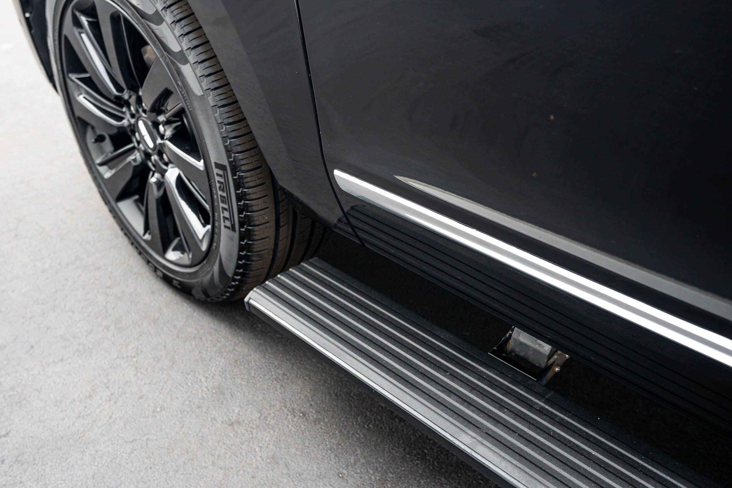 Used 2023 Lincoln Navigator Reserve AWD/4WD image 25