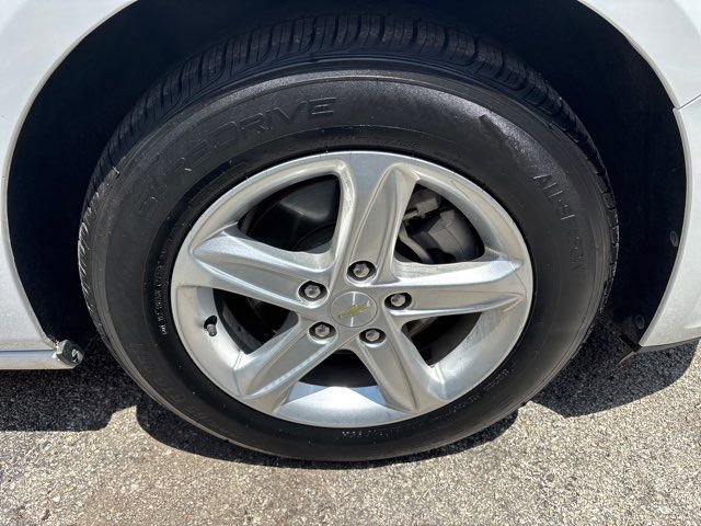 Used 2021 Chevrolet Malibu LS w/ Driver Confidence Package FWD image 7