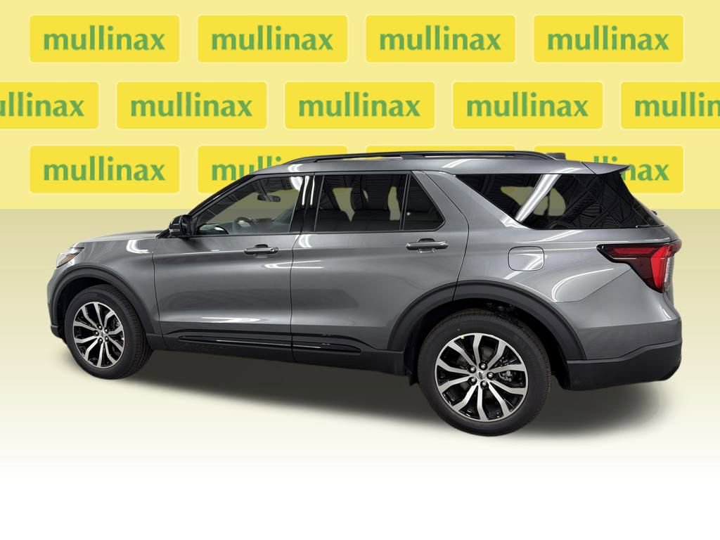 New 2026 Ford Explorer ST-Line image 10