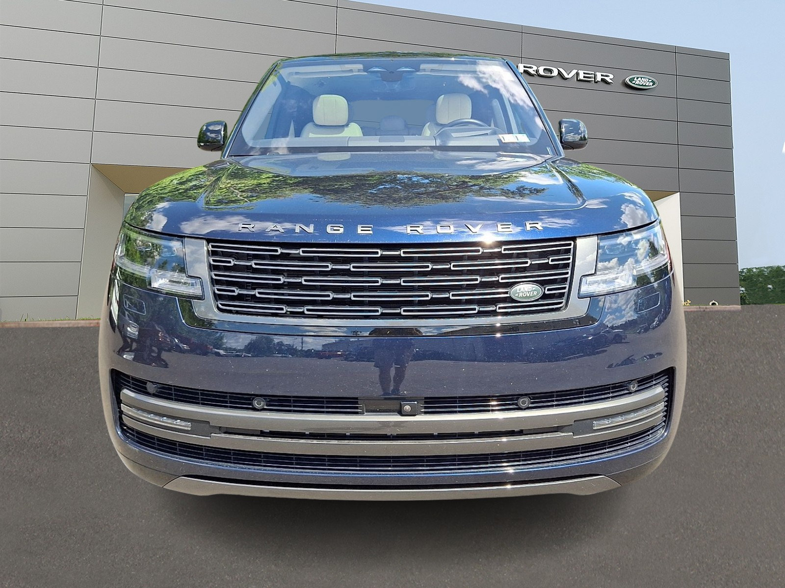 Used 2023 Land Rover Range Rover SE AWD/4WD image 8