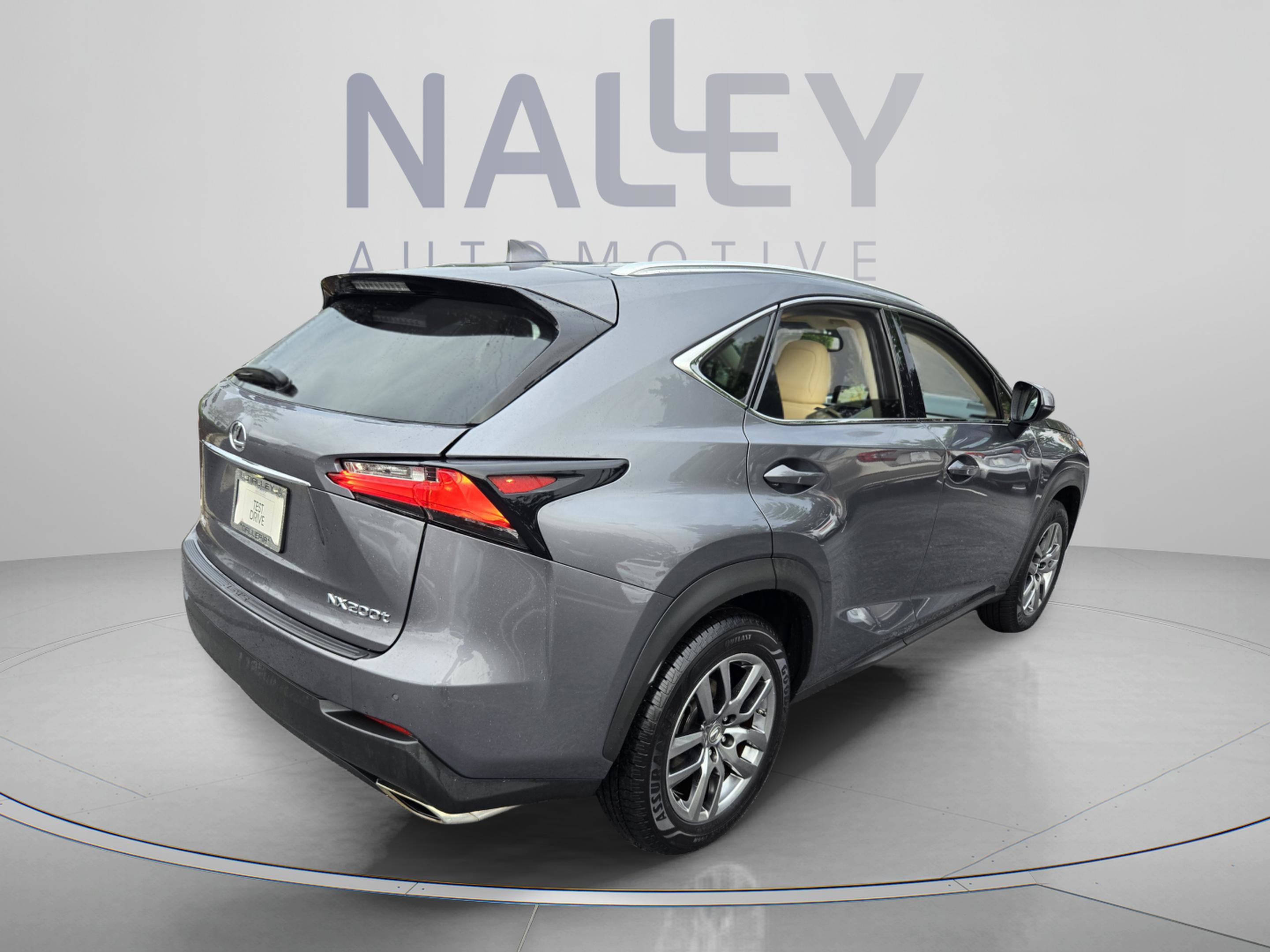 Used 2016 Lexus NX 200t FWD image 5