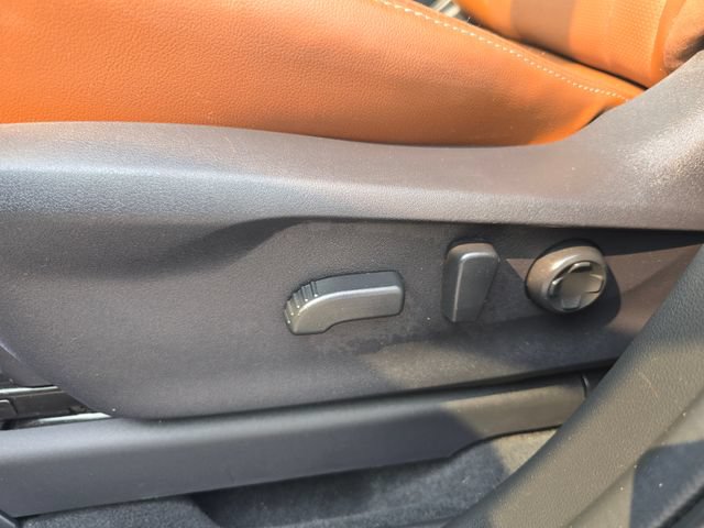 Used 2026 Subaru Ascent Touring AWD/4WD image 21