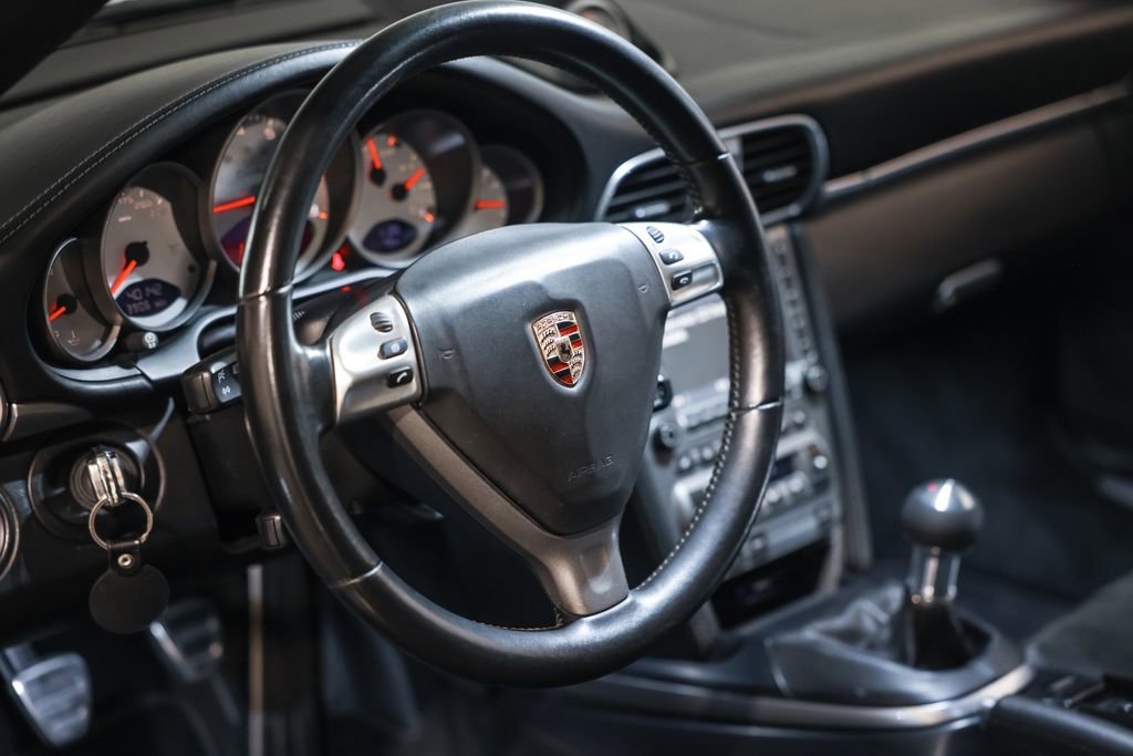 Used 2007 Porsche 911 Turbo image 32