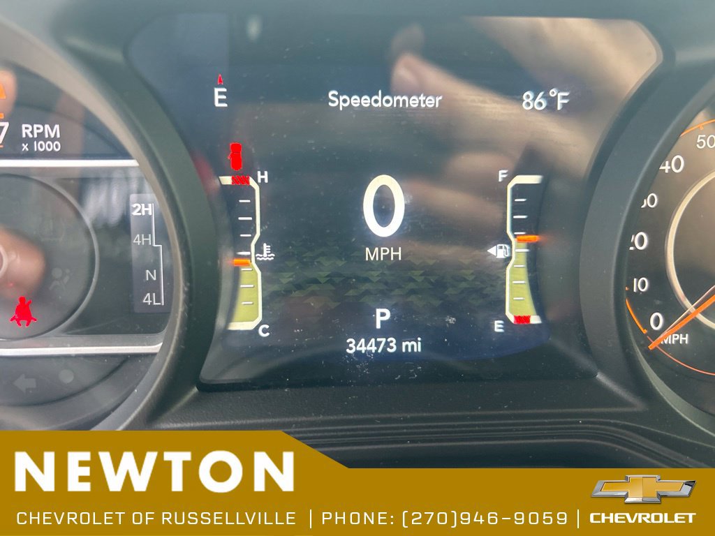 Used 2025 Jeep Wrangler Unlimited Rubicon AWD/4WD image 6