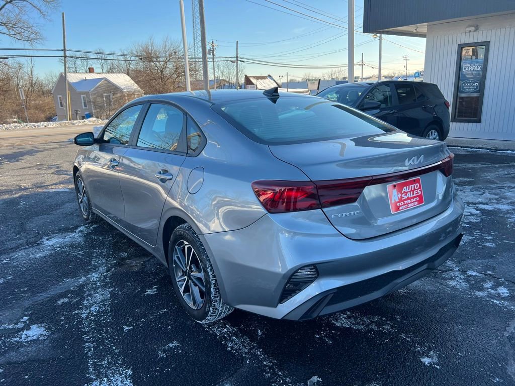 Used 2024 Kia Forte LXS w/ LXS Technology Package image 8