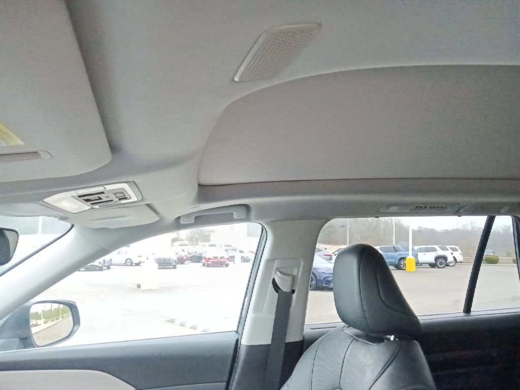 Used 2025 Toyota Grand Highlander AWD image 13