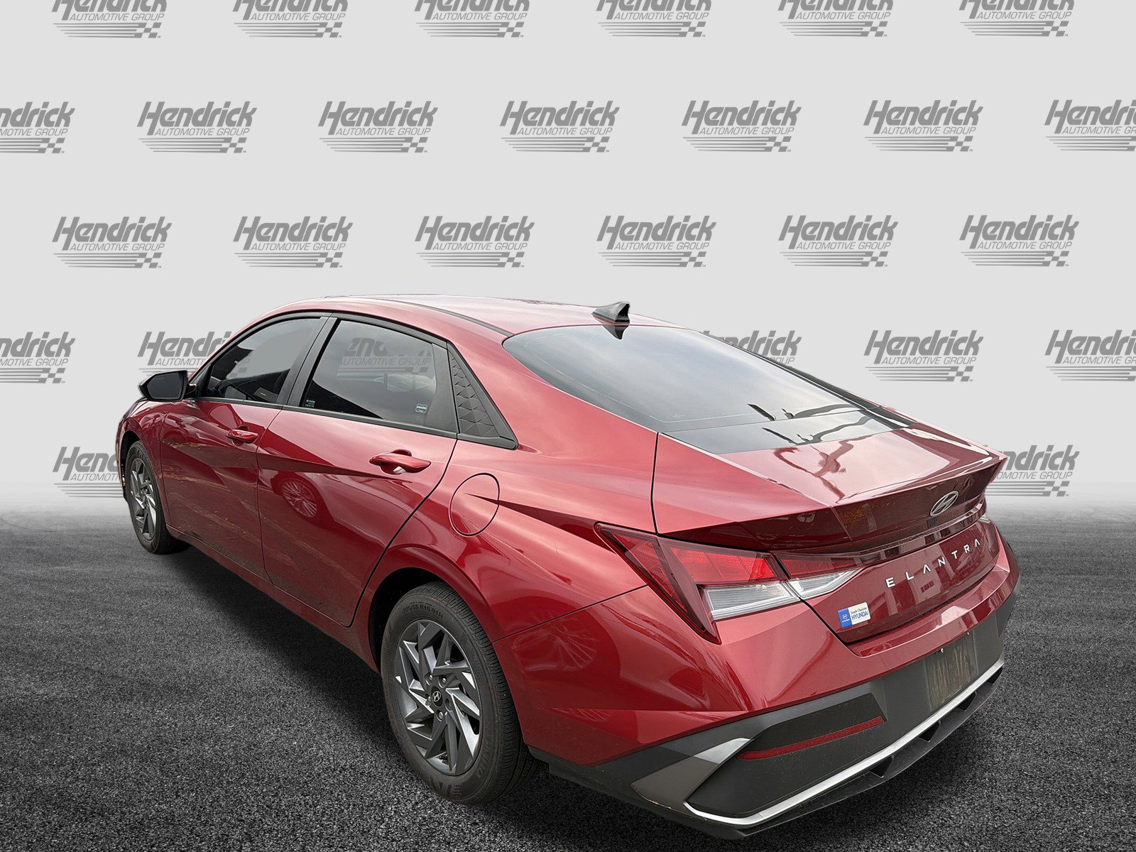 Used 2024 Hyundai Elantra SEL image 8