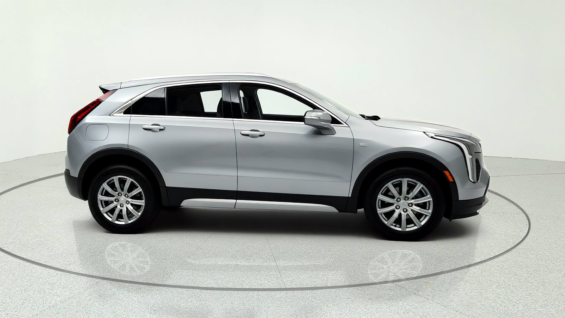 Certified 2023 Cadillac XT4 Premium Luxury w/ Cold Weather Package AWD/4WD image 6