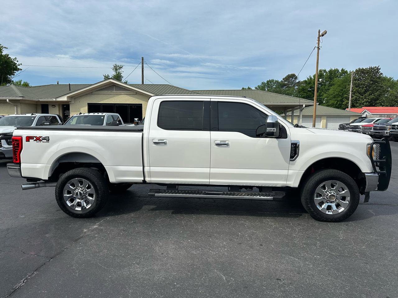 Used 2017 Ford F250 Lariat w/ Chrome Package AWD/4WD image 4