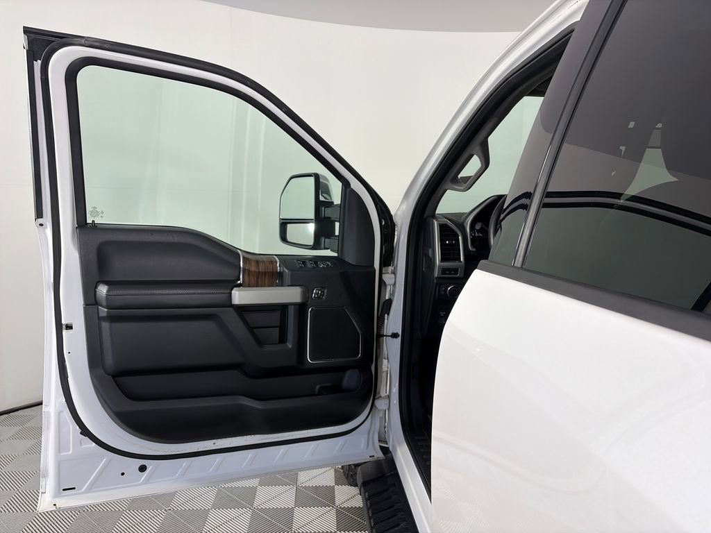 Certified 2018 Ford F150 Lariat w/ Equipment Group 502A Luxury AWD/4WD image 10