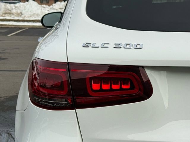 Used 2022 Mercedes-Benz GLC 300 4MATIC image 13