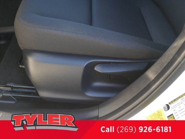 Used 2025 Toyota Corolla LE w/ LE Premium Package FWD image 22