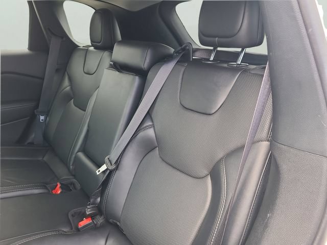 Used 2023 Jeep Cherokee Altitude Lux AWD/4WD image 13