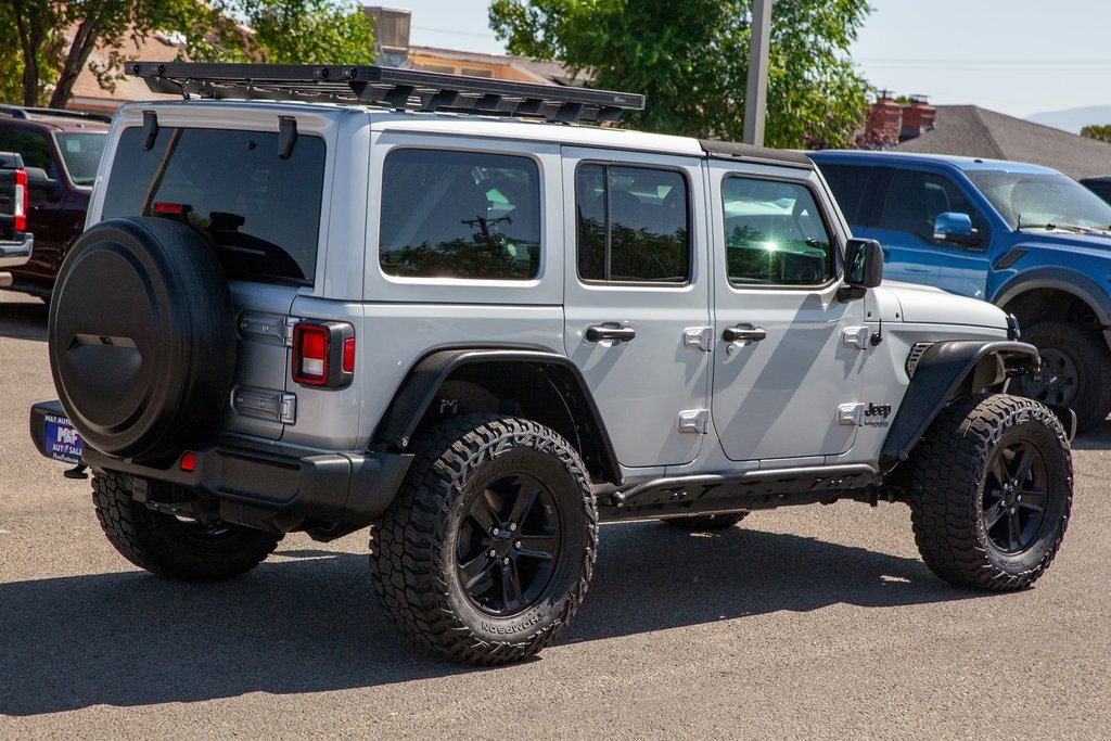 Used 2022 Jeep Wrangler Unlimited Sahara image 5