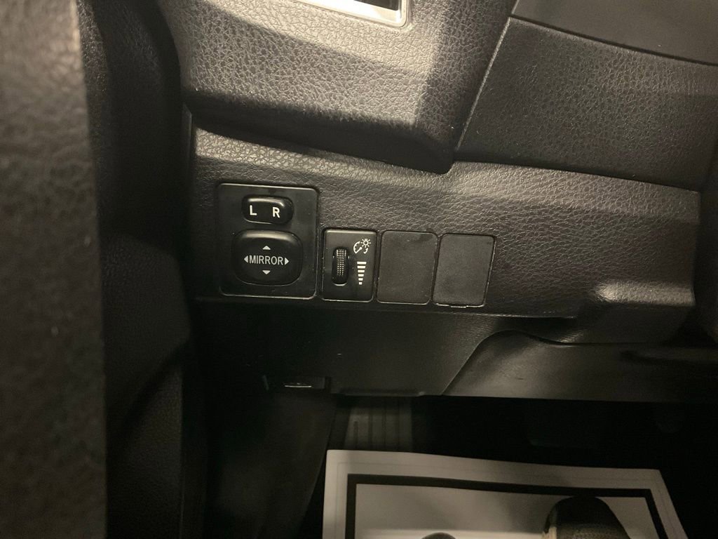 Used 2014 Toyota Corolla S image 15