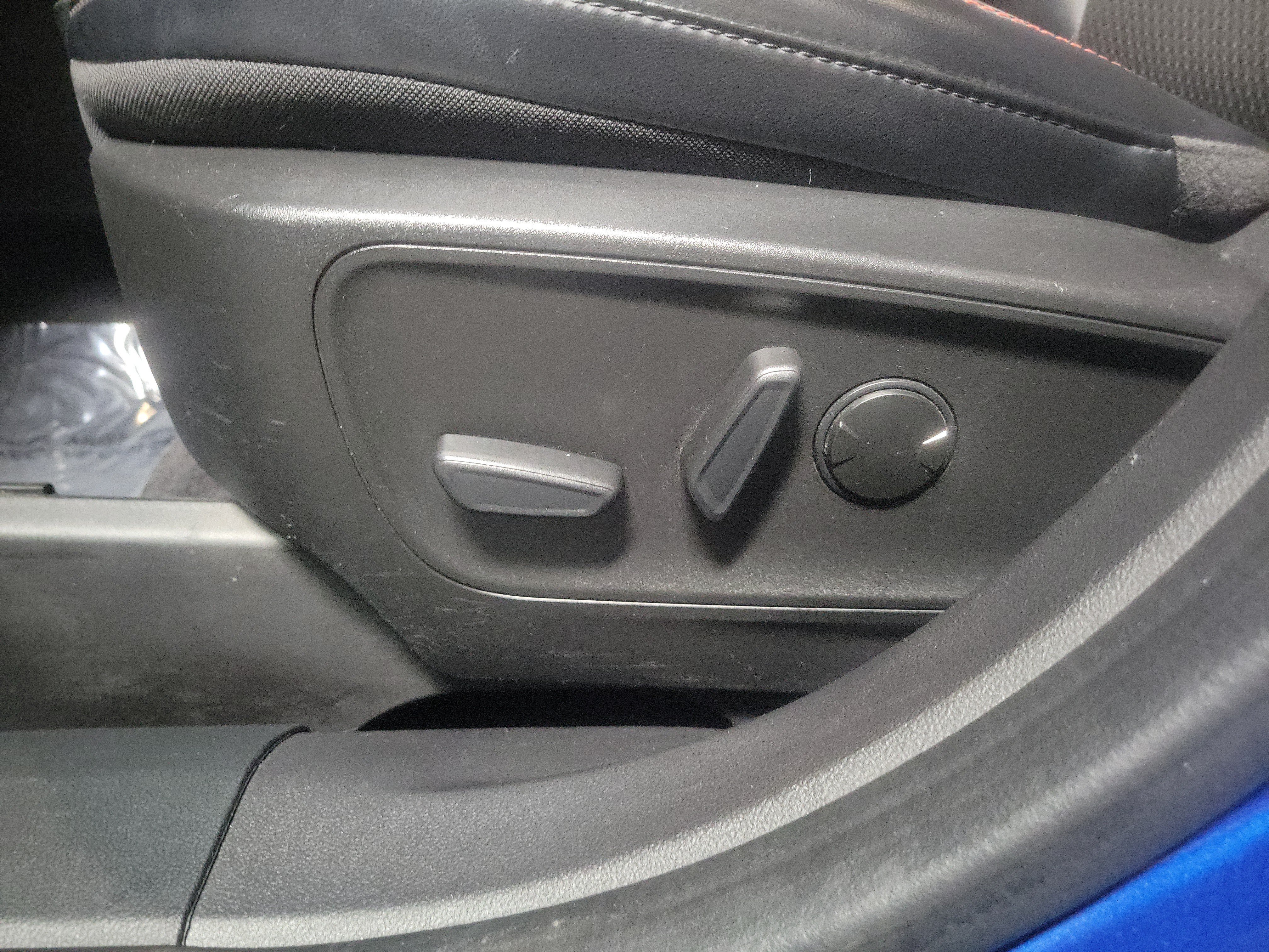 Used 2023 Ford Escape ST-Line FWD image 18
