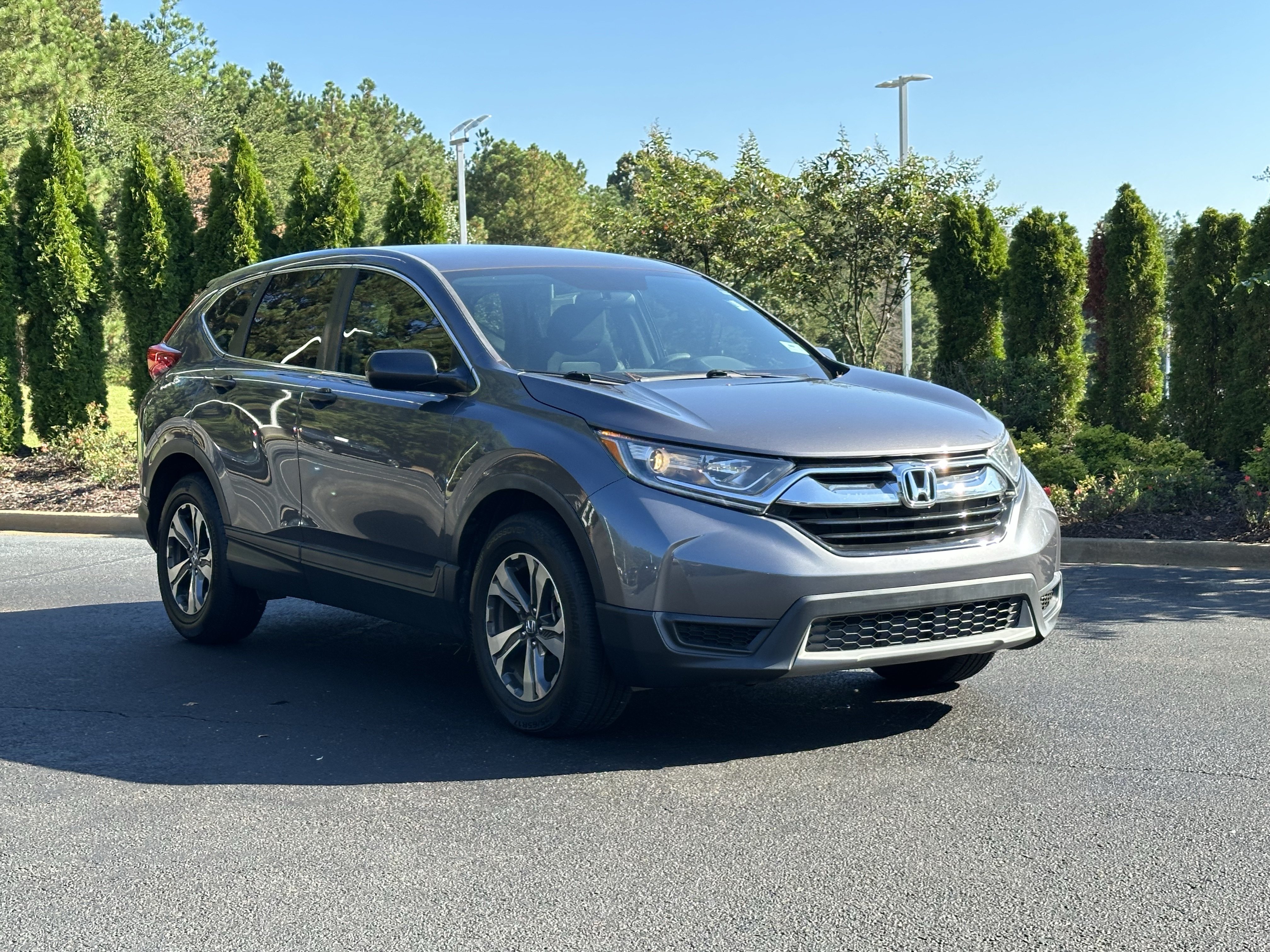Used 2018 Honda CR-V LX image 2