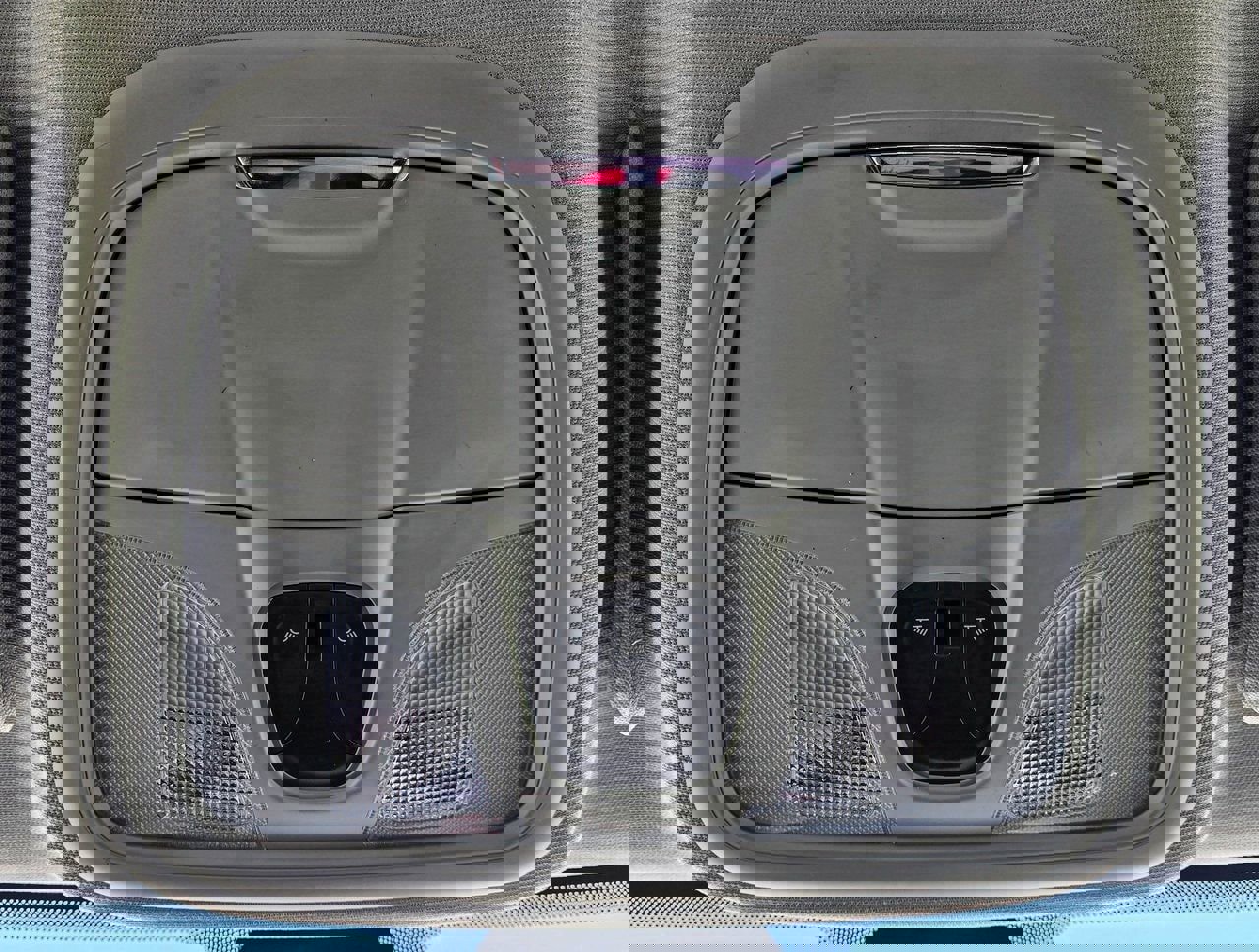 Used 2019 Jeep Cherokee Latitude Plus image 29