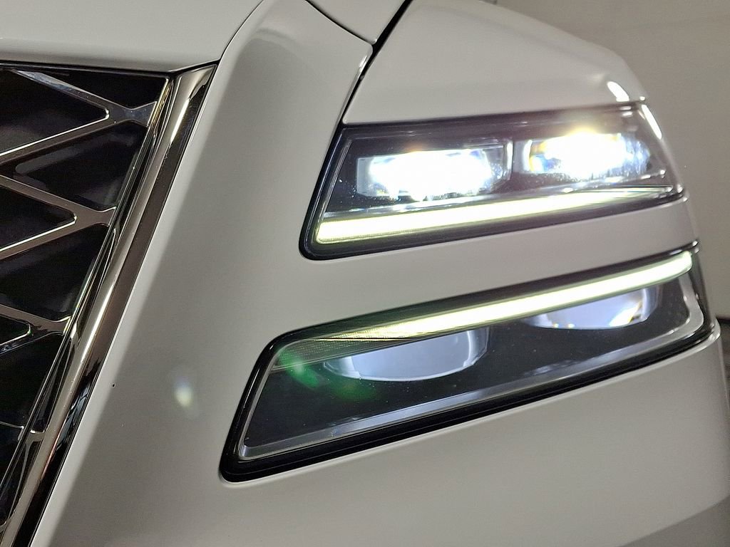 Used 2021 Genesis GV80 3.5T Advanced + w/ Advanced Package 06 image 12