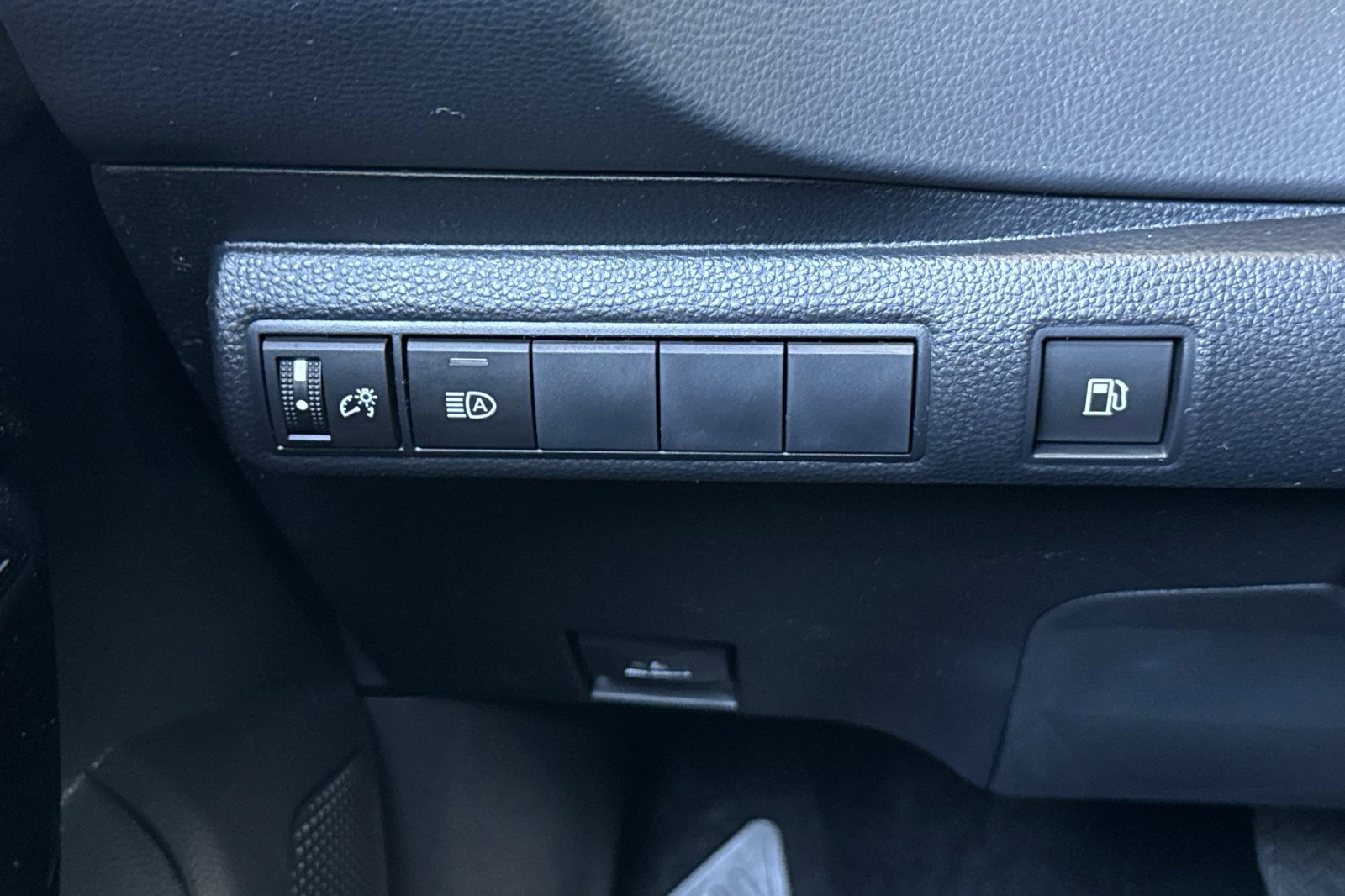 New 2026 Toyota Corolla XLE image 28